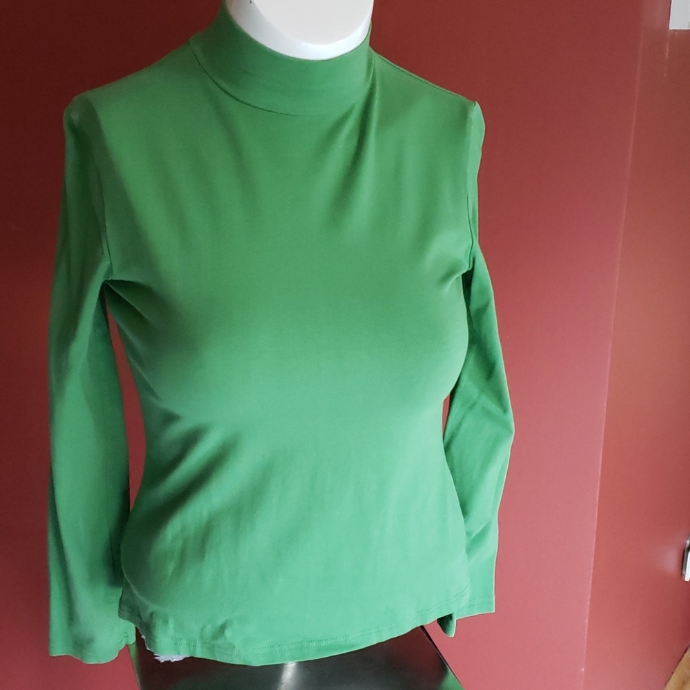 Mock turtleneck